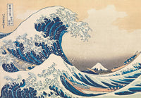 Ilustración del puzzle La Gran Ola de Hokusai 1000 piezas Clementoni Museum Collection con la ola japonesa rompiendo sobre las barcas y el monte Fuji al fondo