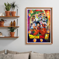 Puzzle Dragon Ball 1000 piezas Clementoni montado y enmarcado en madera sobre pared, junto a estanterías con plantas y libros
